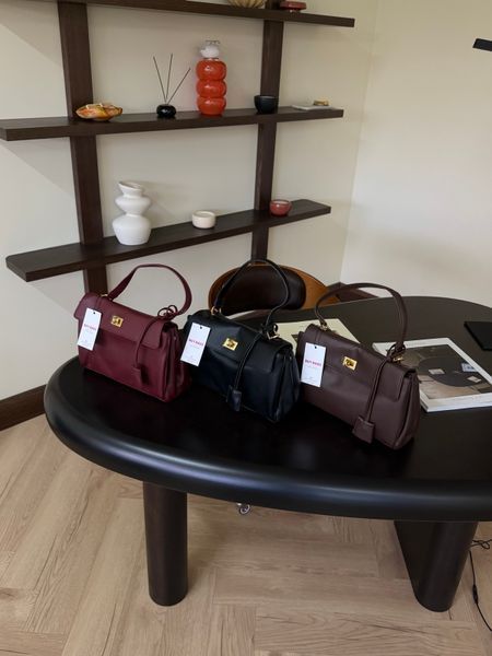 Сумка з натуральної шкіри Balenciaga "гладка шкіра" Чорний 22 фото